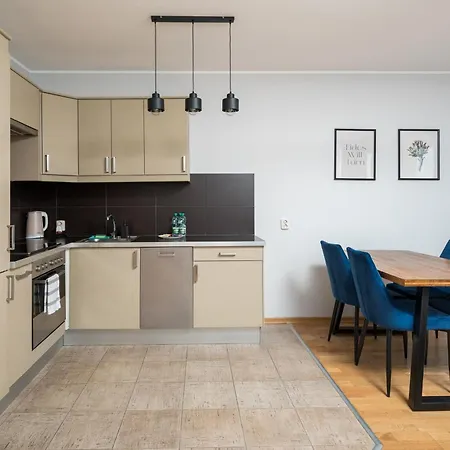Metro Wilanowska Blue Apartment Varsovia Exterior foto
