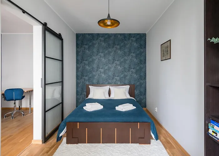 Metro Wilanowska Blue Apartment